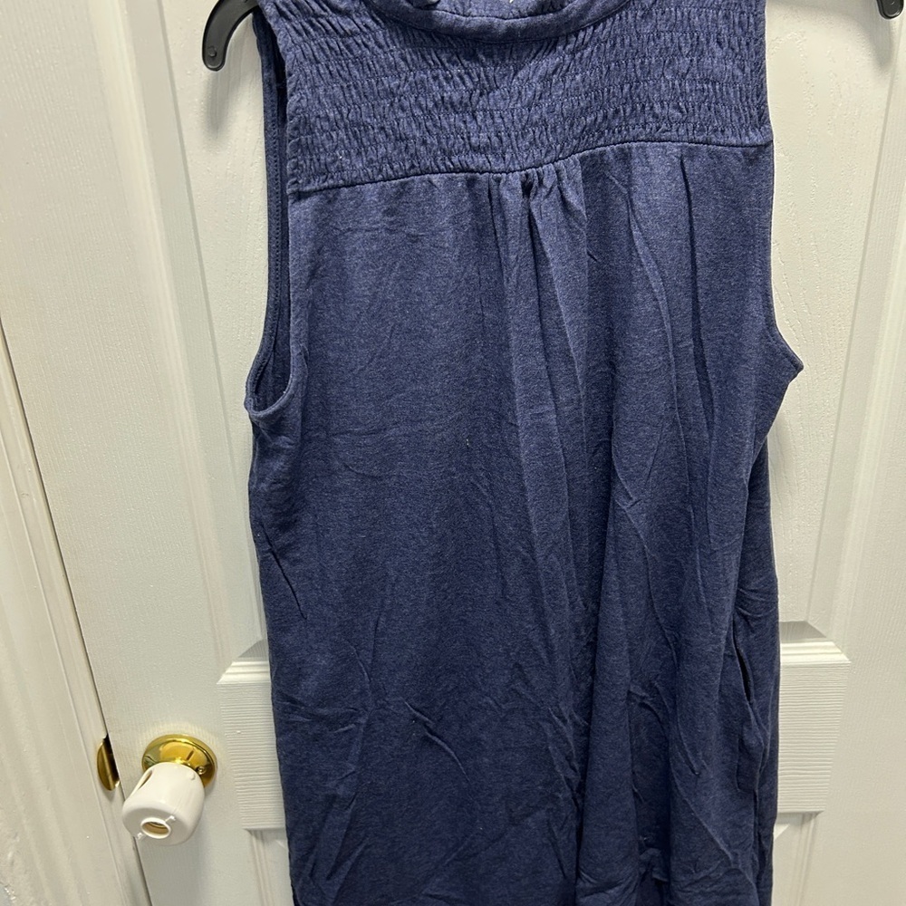 Women's Blue Sleeveless Dress - Picture 3 of 6